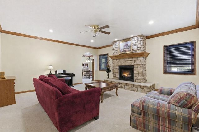 3538 N Prince Lane, Springfield, MO 65803