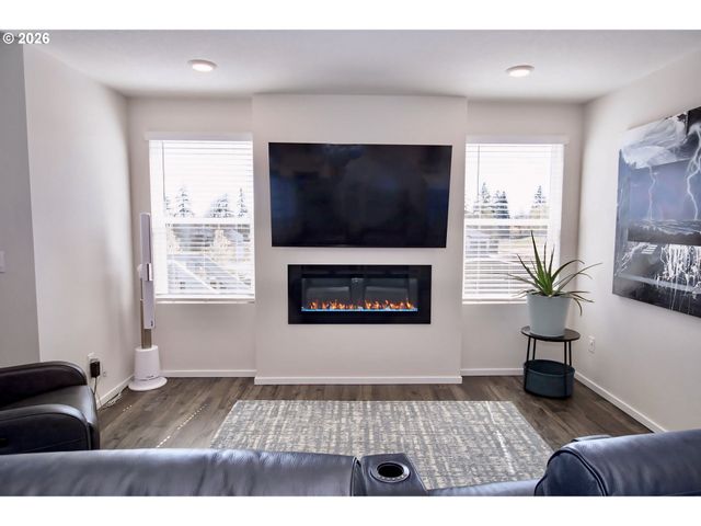 903 Nw 174TH St, Ridgefield, WA 98642