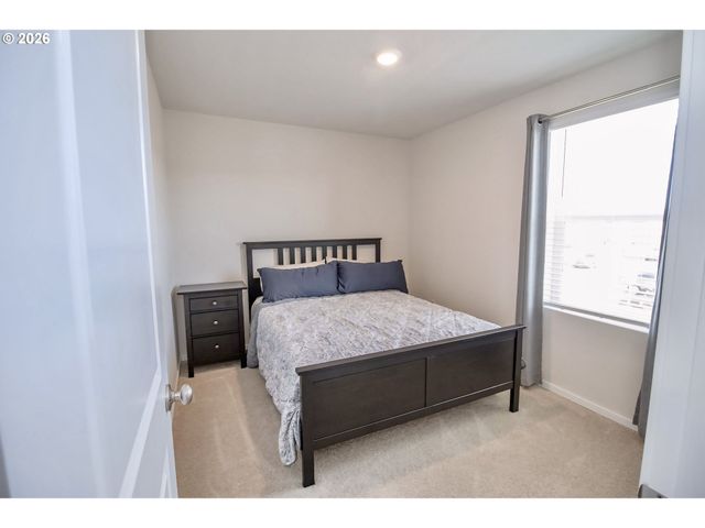 903 Nw 174TH St, Ridgefield, WA 98642