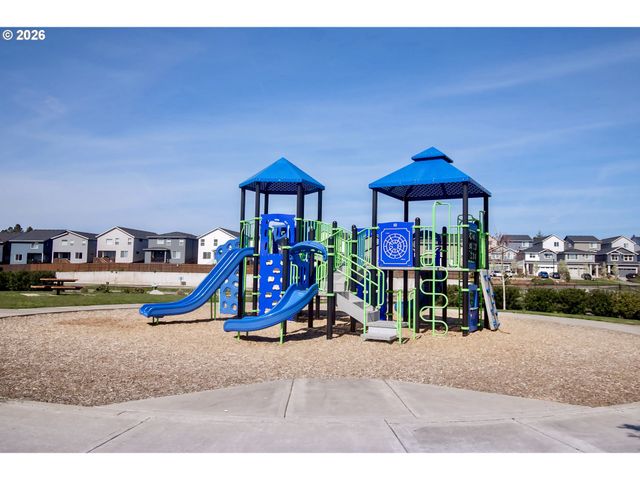 903 Nw 174TH St, Ridgefield, WA 98642