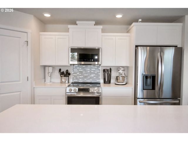 903 Nw 174TH St, Ridgefield, WA 98642