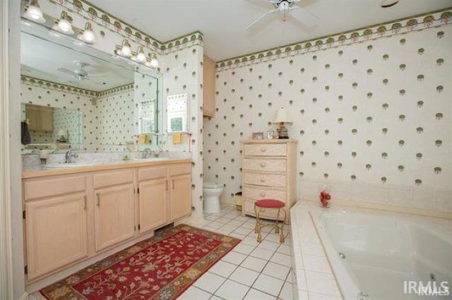 210 Shane Court, Evansville, IN 47715