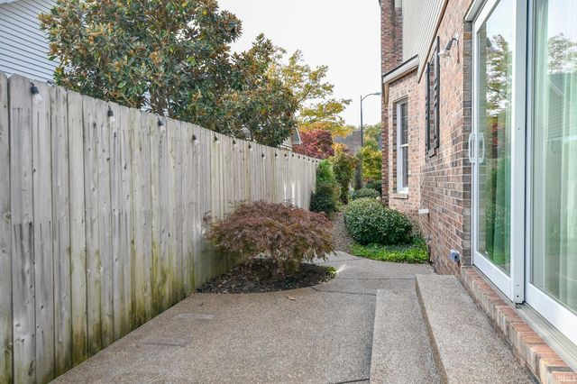 210 Shane Court, Evansville, IN 47715