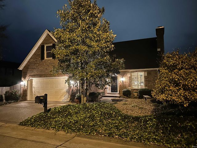 210 Shane Court, Evansville, IN 47715