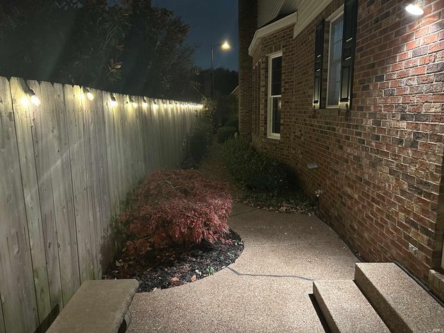 210 Shane Court, Evansville, IN 47715