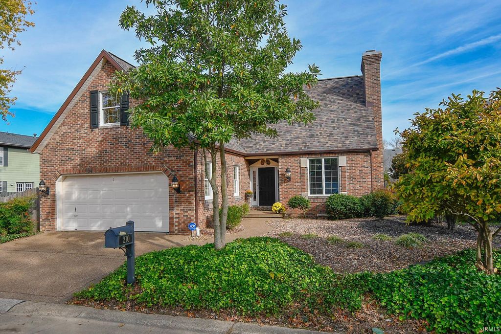 210 Shane Court, Evansville, IN 47715