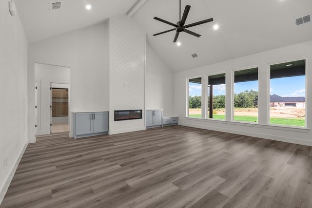 508 Ashlow Court, Springtown, TX 76082