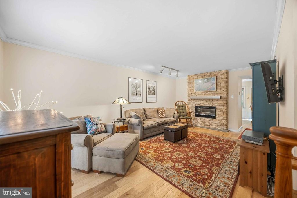 112 MACKLENBURG DR #L 19F, BLUE BELL, PA 19422 — photo 4