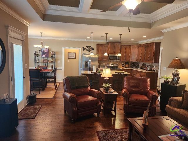 305 Loneoak Trail, Kathleen, GA 31047