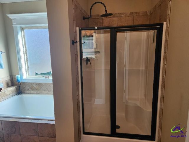 305 Loneoak Trail, Kathleen, GA 31047