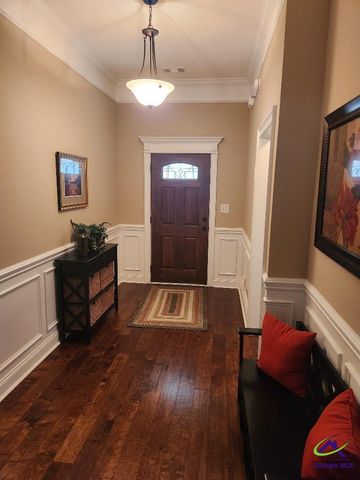 305 Loneoak Trail, Kathleen, GA 31047