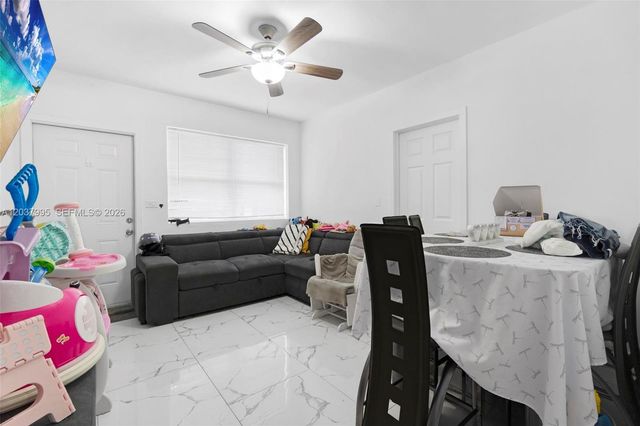 1131 SW 7th St, Miami, FL 33130