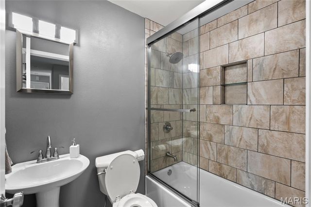 2105 Jackson Road, Poplar Bluff, MO 63901