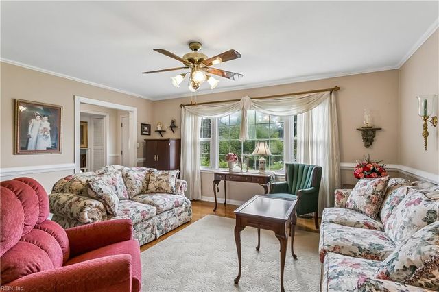 148 Lawson DR, Yorktown, VA 23693