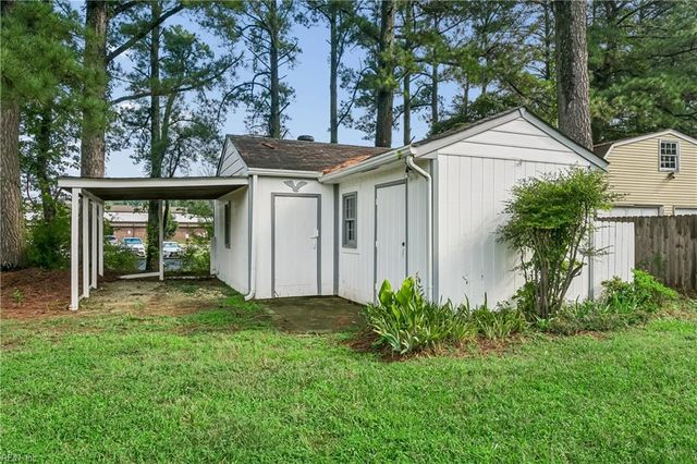 148 Lawson DR, Yorktown, VA 23693