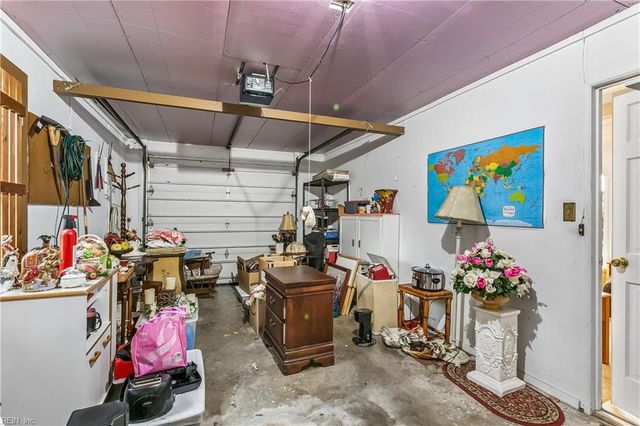 148 Lawson DR, Yorktown, VA 23693