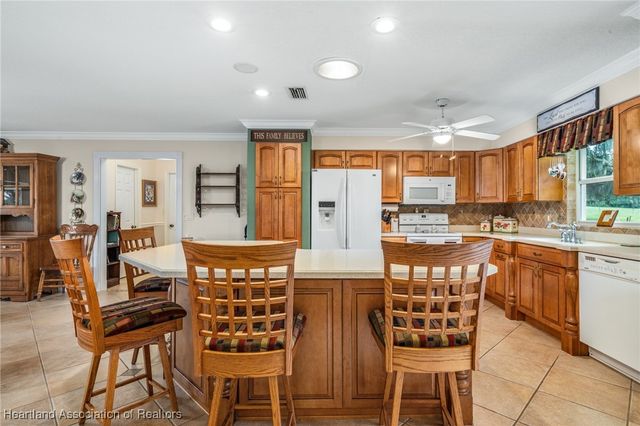10 Placid Oaks Drive, Lake Placid, FL 33852