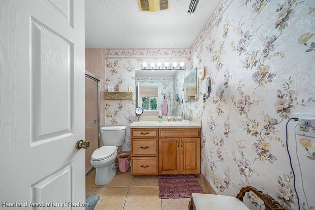10 Placid Oaks Drive, Lake Placid, FL 33852