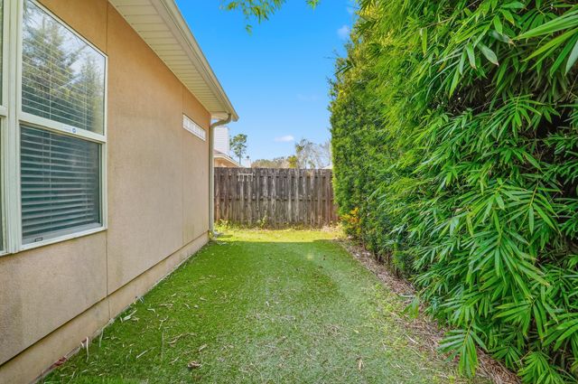 1961 Chesapeake Ridge, Fort Walton Beach, FL 32547