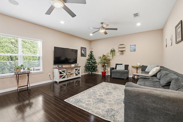 1961 Chesapeake Ridge, Fort Walton Beach, FL 32547