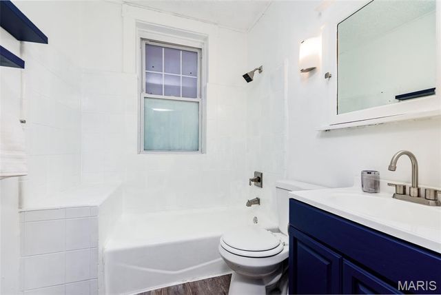 4219 Red Bud Avenue, St Louis, MO 63115