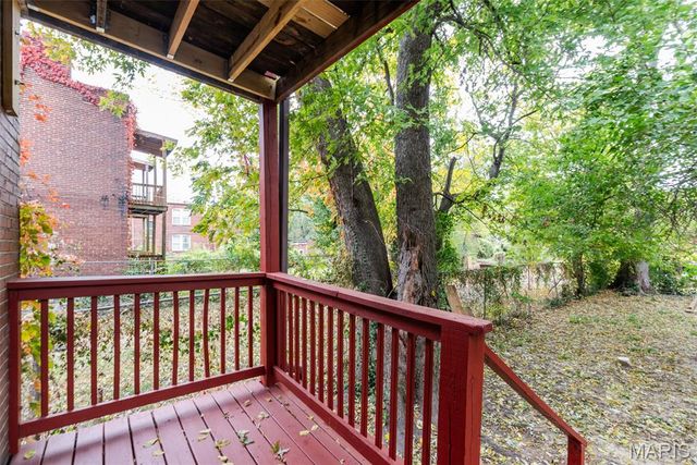 4219 Red Bud Avenue, St Louis, MO 63115