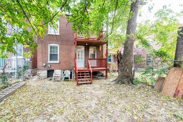 4219 Red Bud Avenue, St Louis, MO 63115