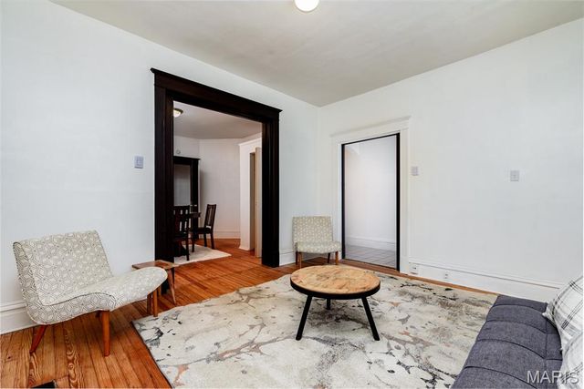 4219 Red Bud Avenue, St Louis, MO 63115