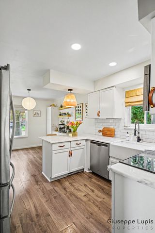2161 Topaz Drive, City Of Troy, MI 48085