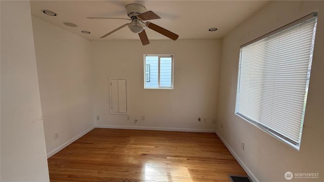 1031 S Oxford Street, Tacoma, WA 98465