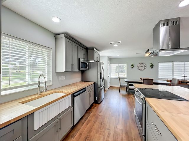 153 VARIETY TREE CIRCLE, Altamonte Springs, FL 32714