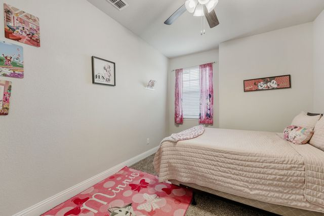 422 Milligan Drive, Midlothian, TX 76065