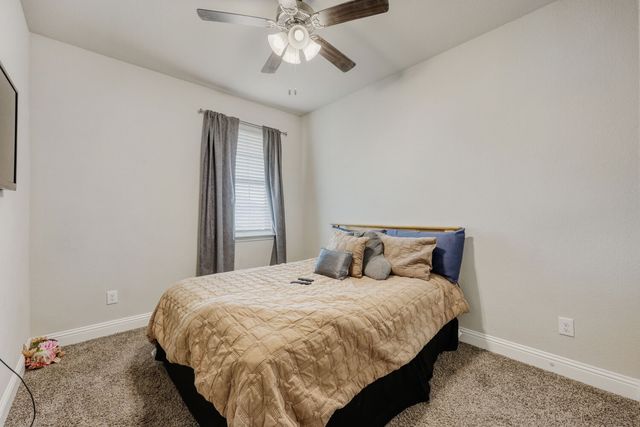422 Milligan Drive, Midlothian, TX 76065
