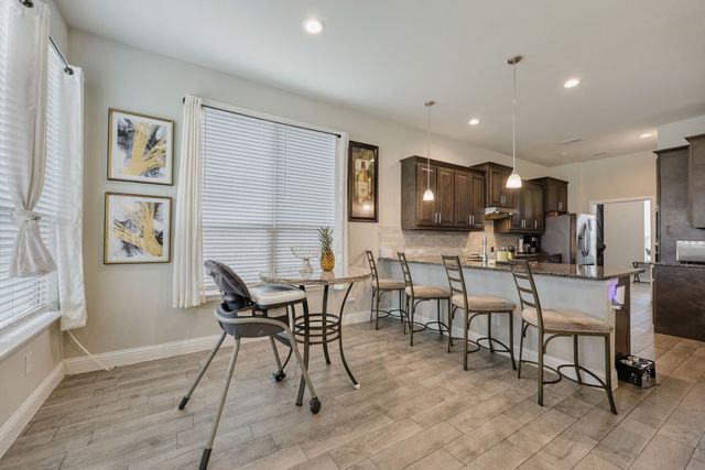422 Milligan Drive, Midlothian, TX 76065