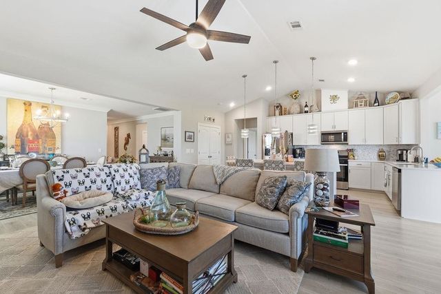 5015 Vinesia Dr., Myrtle Beach, SC 29579