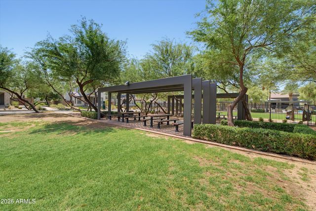 2024 W ANDALUSIAN Trail W, Phoenix, AZ 85085