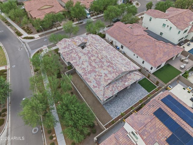 2024 W ANDALUSIAN Trail W, Phoenix, AZ 85085