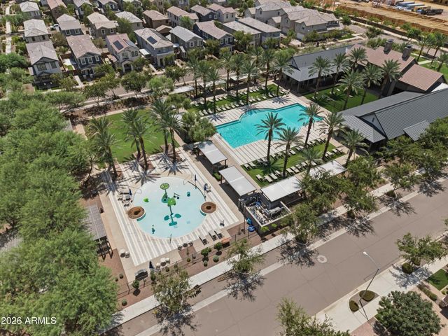 2024 W ANDALUSIAN Trail W, Phoenix, AZ 85085