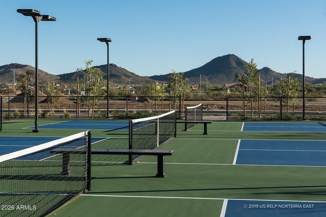 2024 W ANDALUSIAN Trail W, Phoenix, AZ 85085