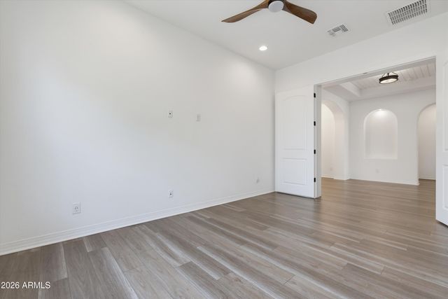 2024 W ANDALUSIAN Trail W, Phoenix, AZ 85085