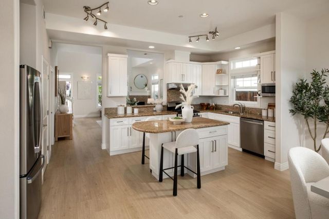 819 Warner Court, Mountain View, CA 94043