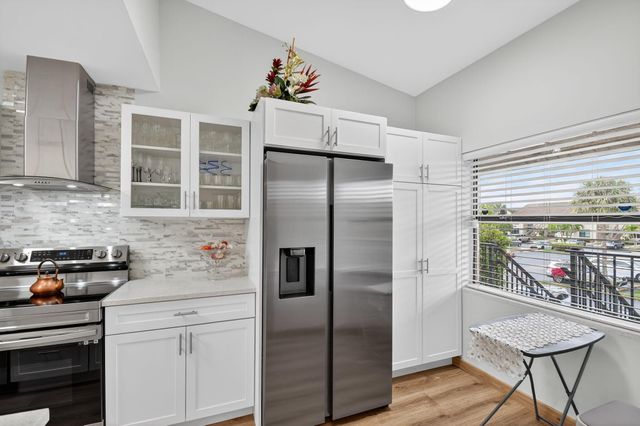 7855 Willow Spring Drive 725, Lake Worth, FL 33467