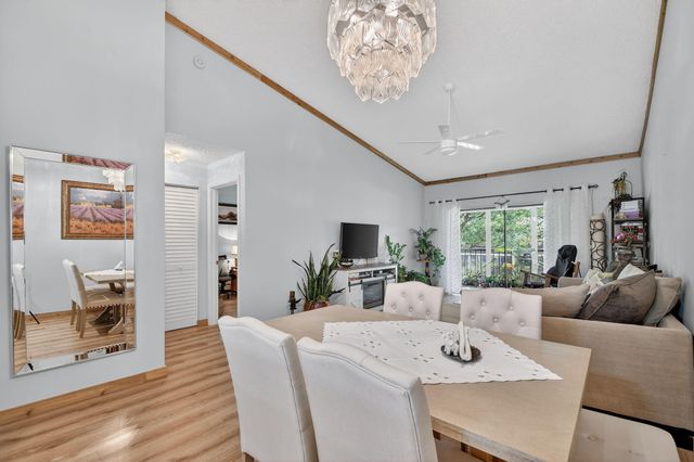 7855 Willow Spring Drive 725, Lake Worth, FL 33467