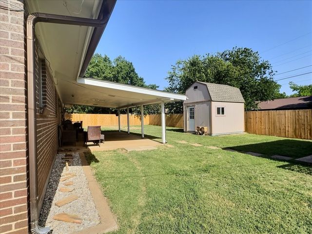 2304 SE 10th, Mineral Wells, TX 76067