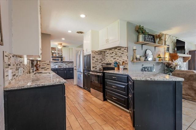 2304 SE 10th, Mineral Wells, TX 76067