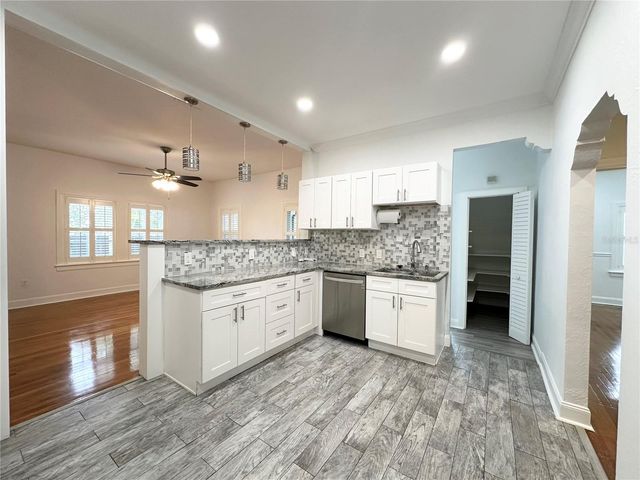 3025 W NORTH A STREET, Tampa, FL 33609