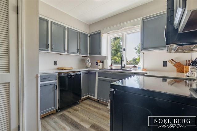 4147 S Brooks Road, Muskegon, MI 49444
