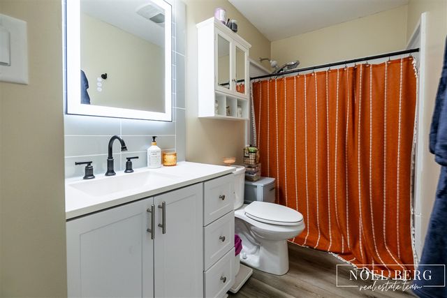 4147 S Brooks Road, Muskegon, MI 49444