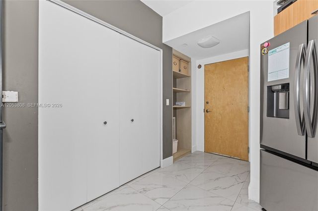 350 S Miami Avenue 2102, Miami, FL 33130