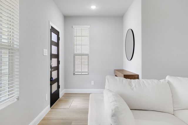 2724 Big Bend Mews, Corinth, TX 76210